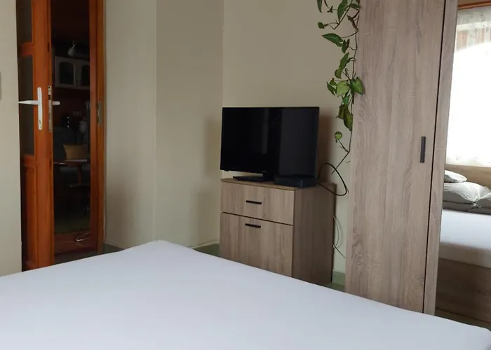 Pacsirta Vendeghaz Tiszaderzs